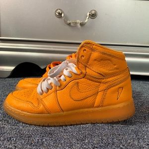 Orange Gatorade retro 1’s